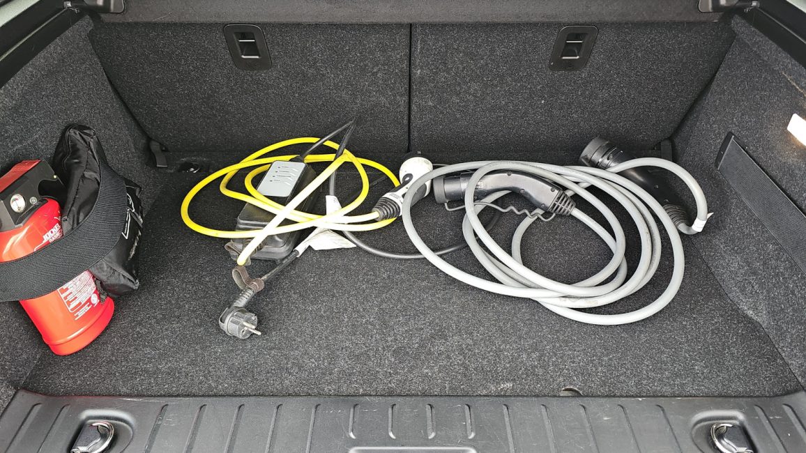 BMW i3 120 Ah RZ921CL w abonamencie dla firm
