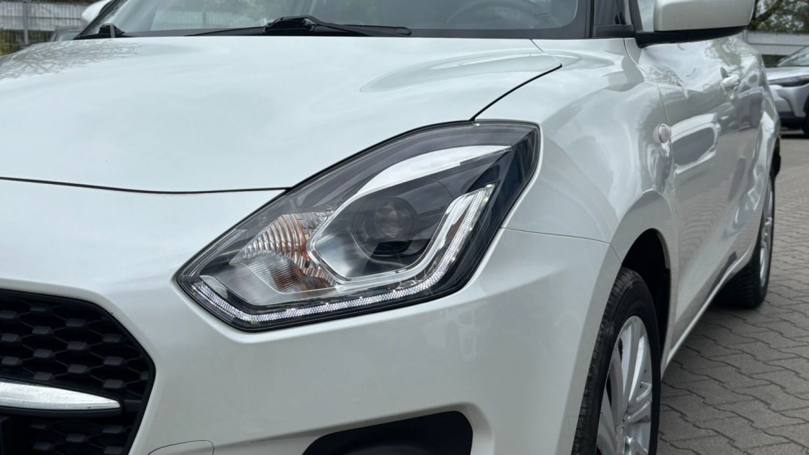 Suzuki Swift 1.2 Dualjet SHVS Premium Plus CVT PY88685 w abonamencie