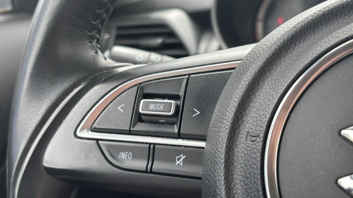 Suzuki Swift 1.2 Dualjet SHVS Premium Plus CVT PY88685 w abonamencie