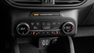 Ford Kuga 1.5 EcoBoost FWD ST-Line WD4675S w abonamencie dla firm