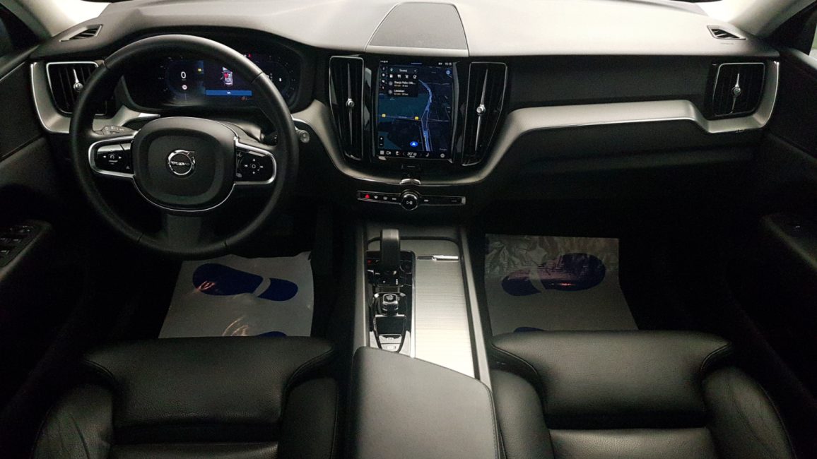 Volvo XC60 B4 B Plus Bright aut WD3412R w abonamencie