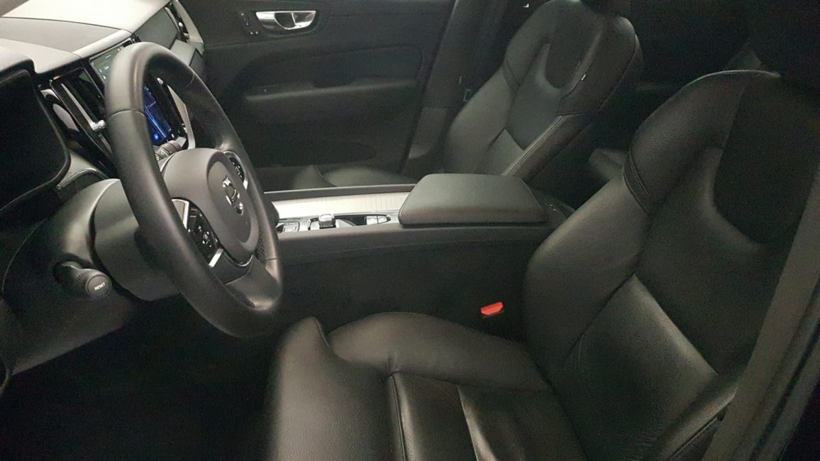 Volvo XC60 B4 B Plus Bright aut WD3412R w abonamencie