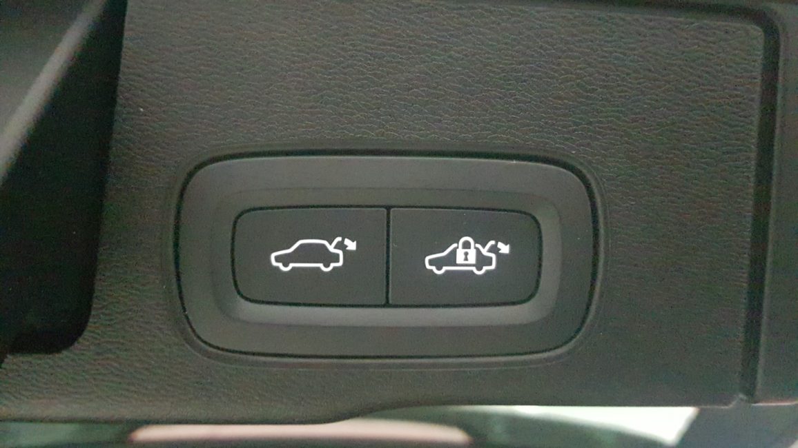 Volvo XC60 B4 B Plus Bright aut WD3412R w abonamencie