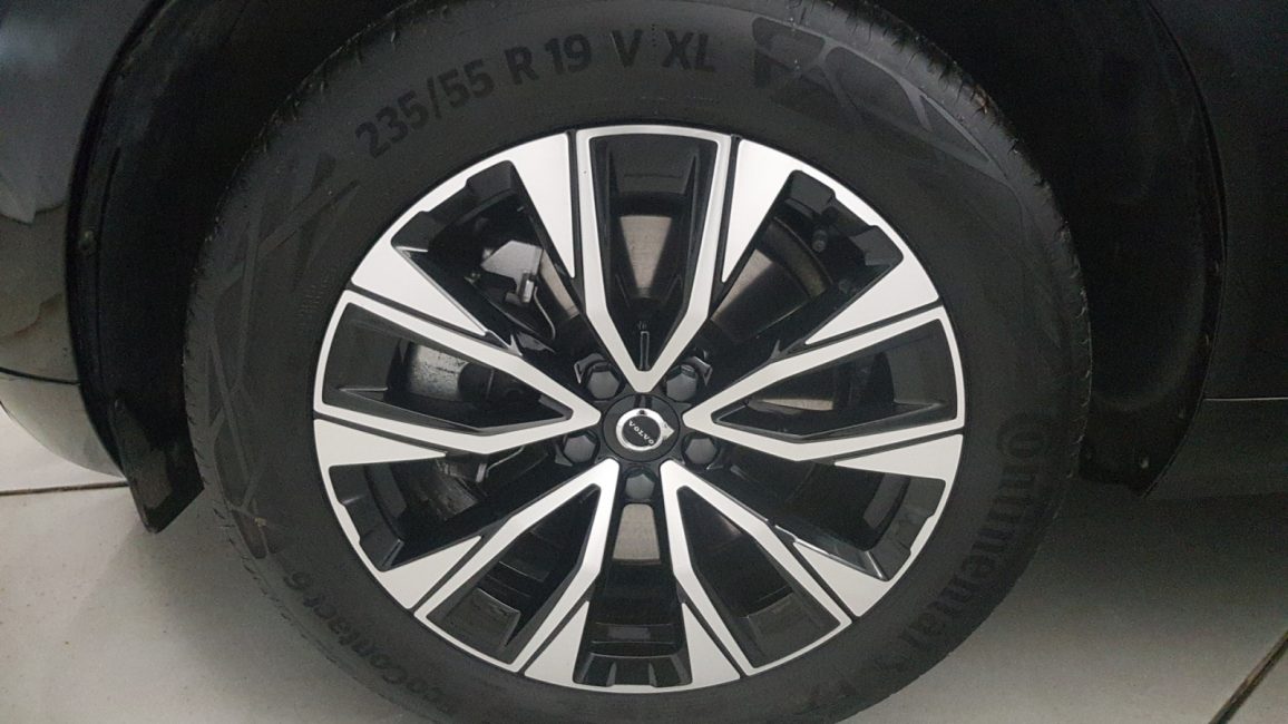 Volvo XC60 B4 B Plus Bright aut WD3412R w abonamencie
