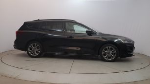 Ford Focus 1.0 EcoBoost mHEV ST-Line X aut GD8G897 w abonamencie