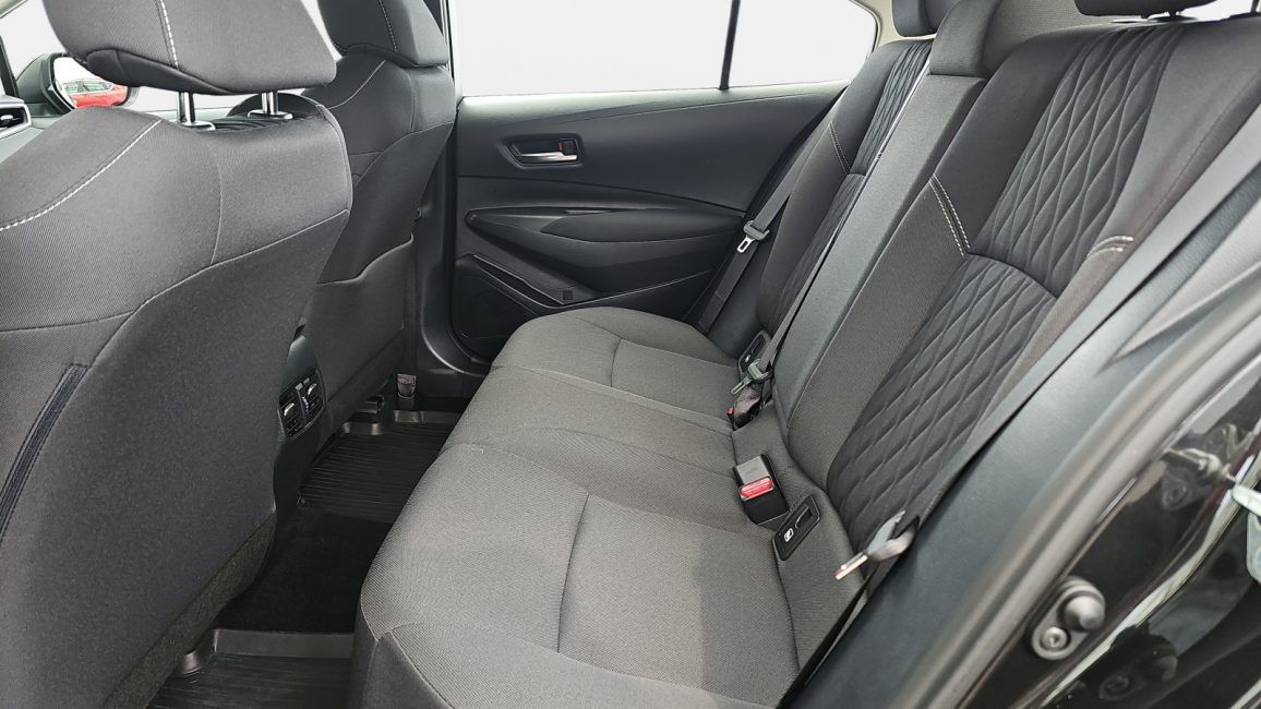 Toyota Corolla 1.5 Comfort SK276XH w abonamencie