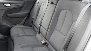 Volvo XC40 T3 Momentum Pro aut WD5228S w abonamencie dla firm