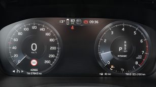 Volvo XC40 T3 Momentum Pro aut WD5228S w abonamencie dla firm