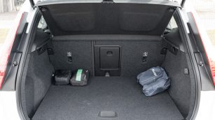 Volvo XC40 T3 Momentum Pro aut WD5228S w abonamencie dla firm