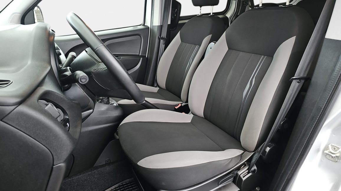 Fiat Doblo Kombi Maxi 1.6 MJ Dynamic SK185UA w leasingu dla firm