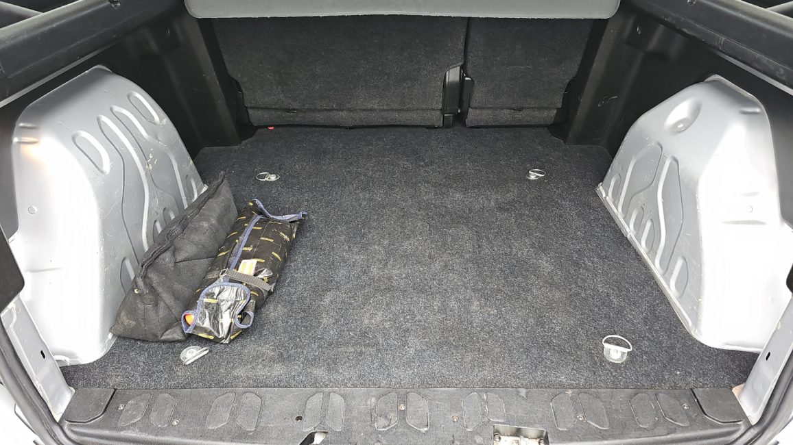 Fiat Doblo Kombi Maxi 1.6 MJ Dynamic SK185UA w leasingu dla firm