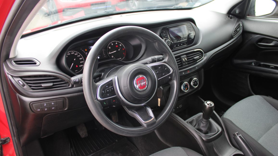 Fiat Tipo 1.0 T3 PY04312 w zakupie za gotówkę