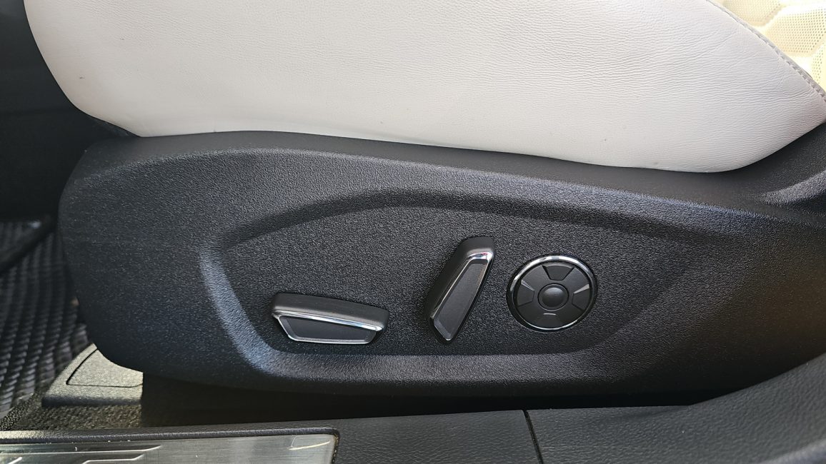 Ford Mondeo Vignale 2.0 TDCi PowerShift RZ213EJ w zakupie za gotówkę