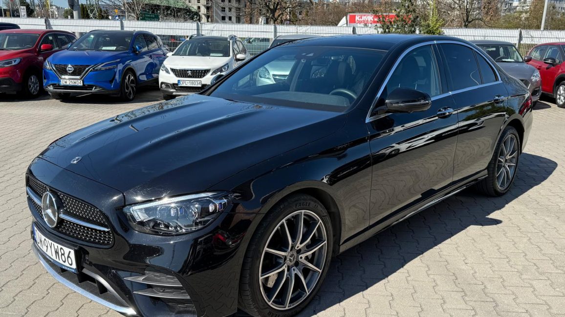 Mercedes-benz E 300 de AMG DW9YW86 w abonamencie