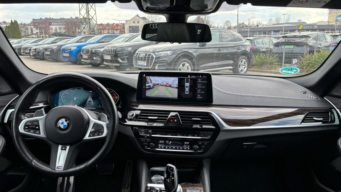 BMW 530i xDrive mHEV M Sport sport-aut Z7VICE w zakupie za gotówkę
