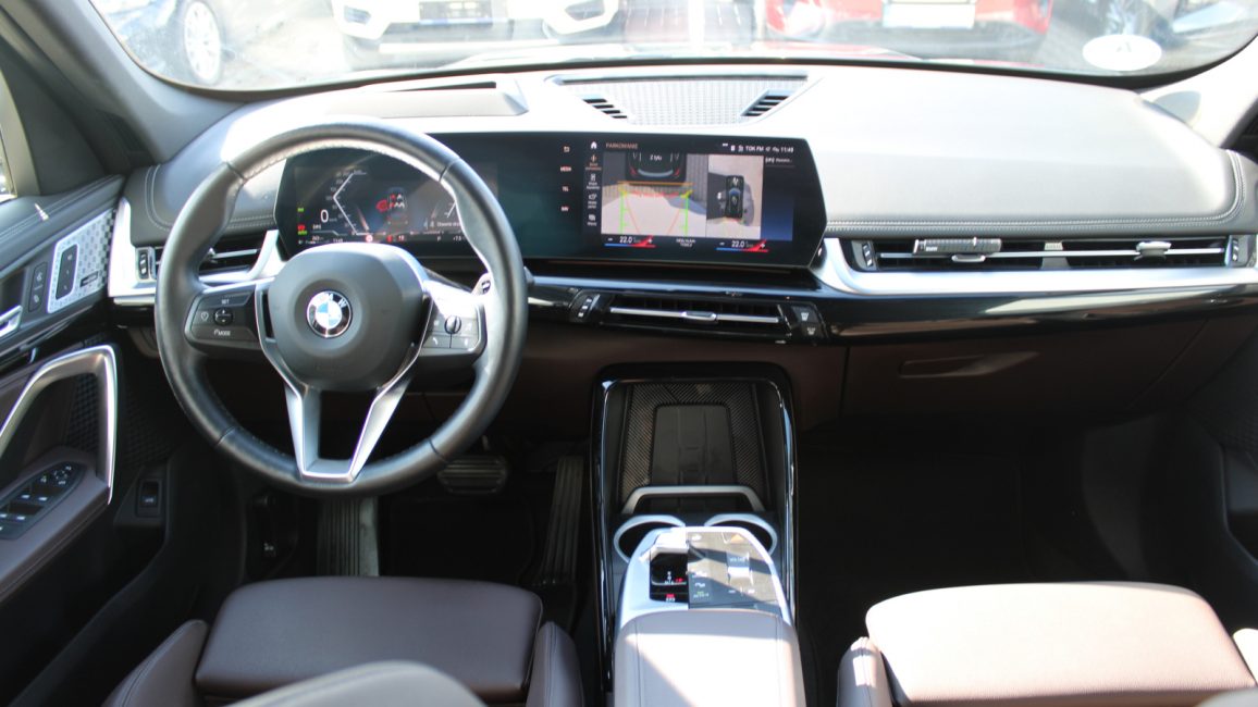 BMW X1 xDrive23i mHEV xLine aut CB759PG w abonamencie dla firm