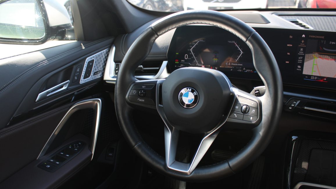 BMW X1 xDrive23i mHEV xLine aut CB759PG w abonamencie dla firm