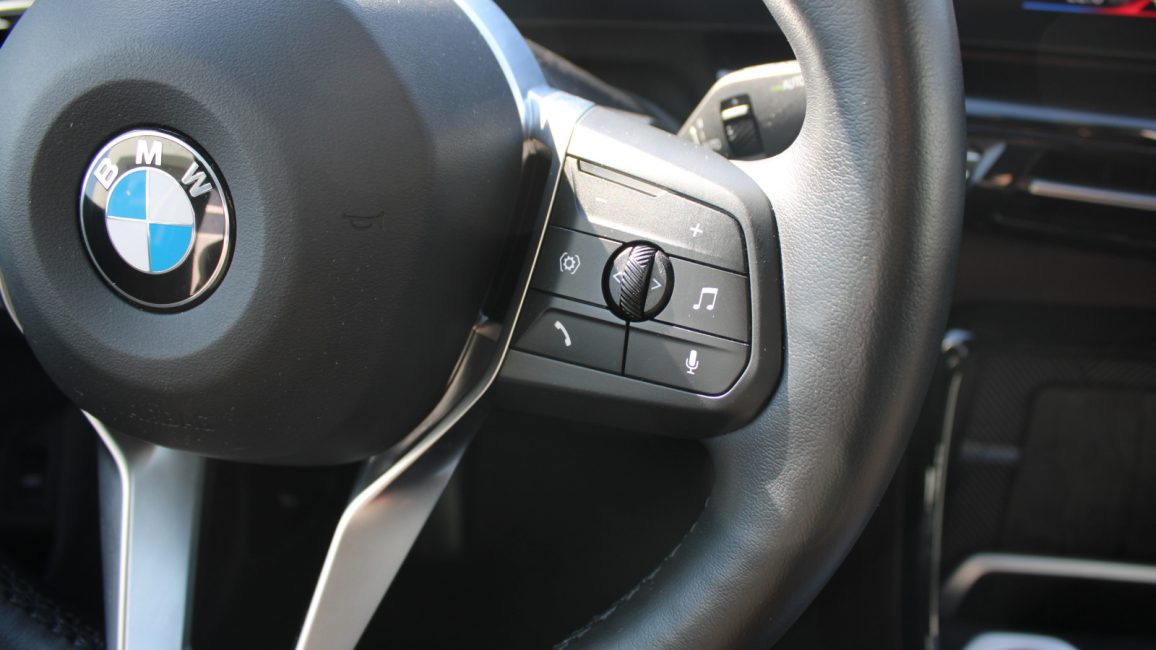 BMW X1 xDrive23i mHEV xLine aut CB759PG w abonamencie dla firm