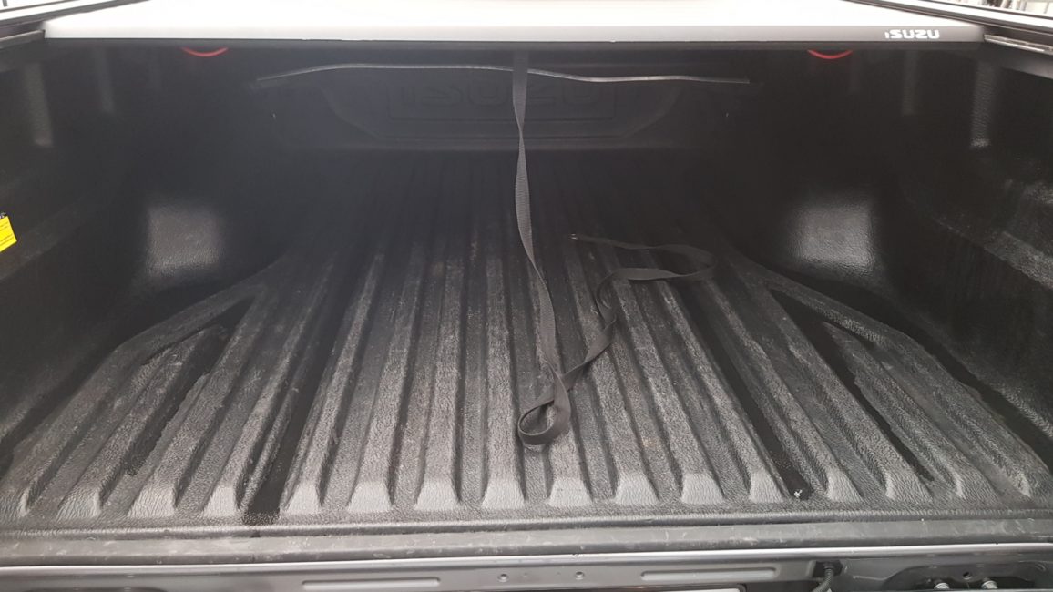 Isuzu D-Max 1.9 d EC LSX LU709NX w abonamencie