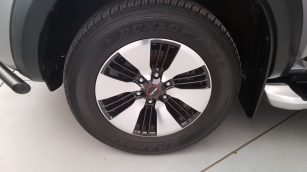 Isuzu D-Max 1.9 d EC LSX LU709NX w abonamencie