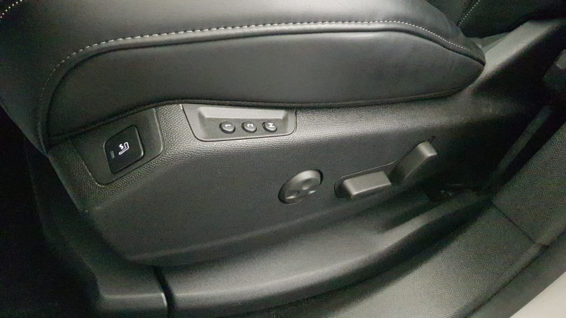 Ds DS 7 1.6 E-Tense 4x4 Rivoli aut WW045SV w abonamencie