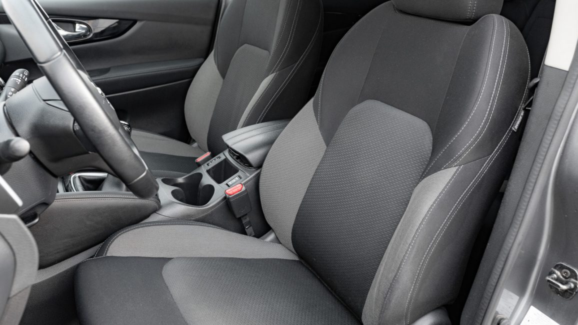 Nissan Qashqai 1.3 DIG-T N-Connecta EU6d CB386MG w abonamencie