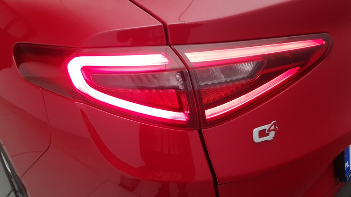 Alfa Romeo Stelvio 2.0 Turbo Business Q4 aut LU143NA w leasingu dla firm