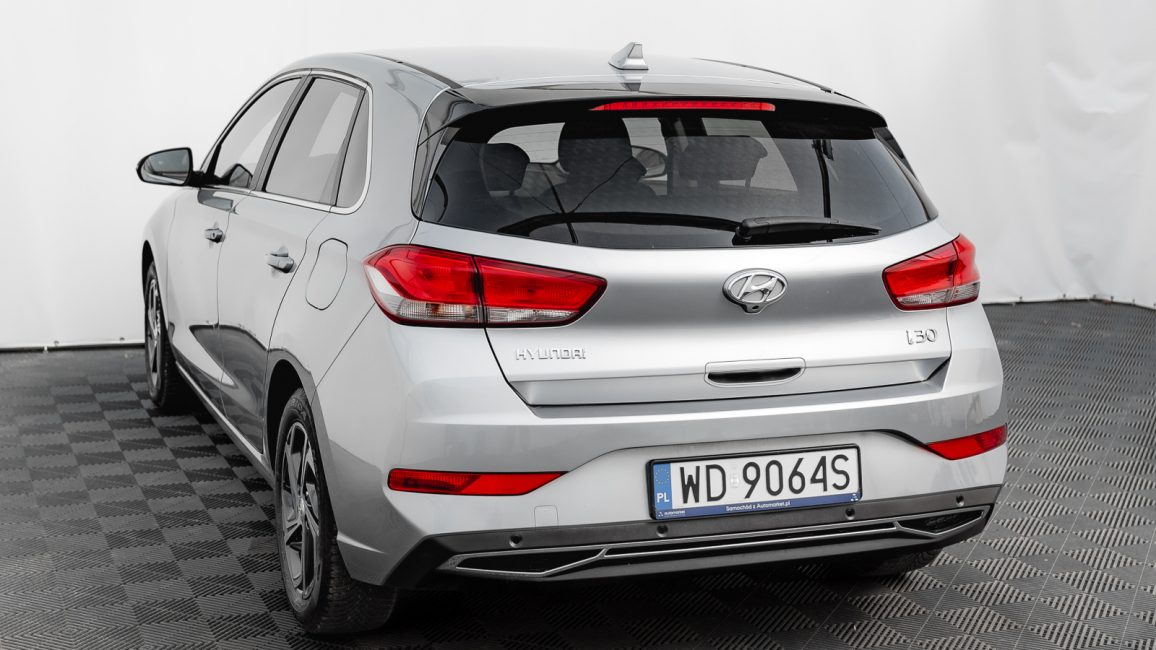 Hyundai i30 1.5 DPI Smart WD9064S w leasingu dla firm