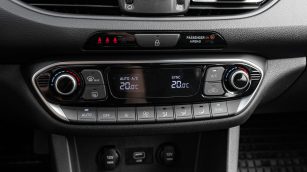 Hyundai i30 1.5 DPI Smart WD9064S w leasingu dla firm