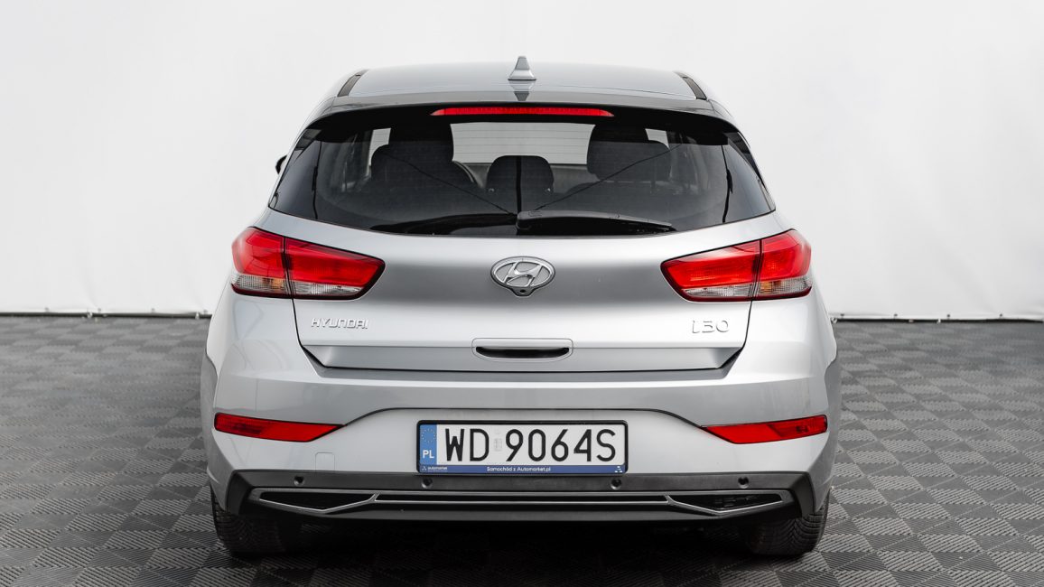 Hyundai i30 1.5 DPI Smart WD9064S w leasingu dla firm