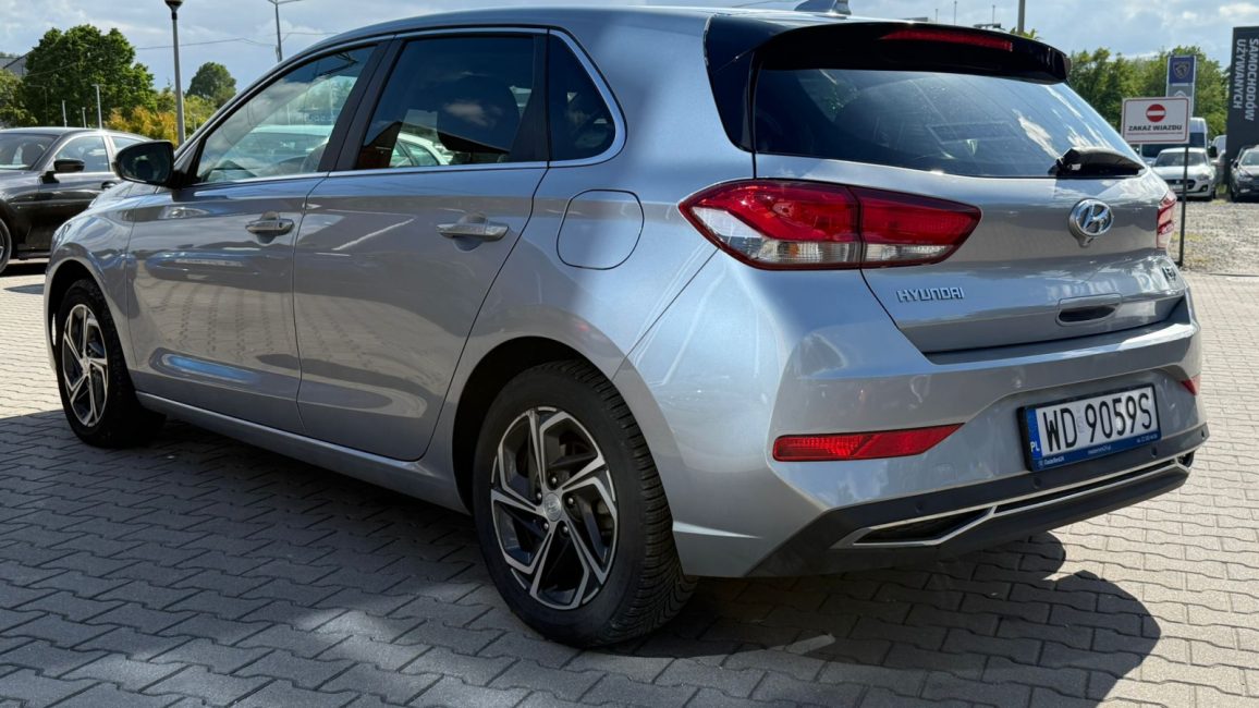 Hyundai i30 1.5 DPI Smart WD9059S w zakupie za gotówkę