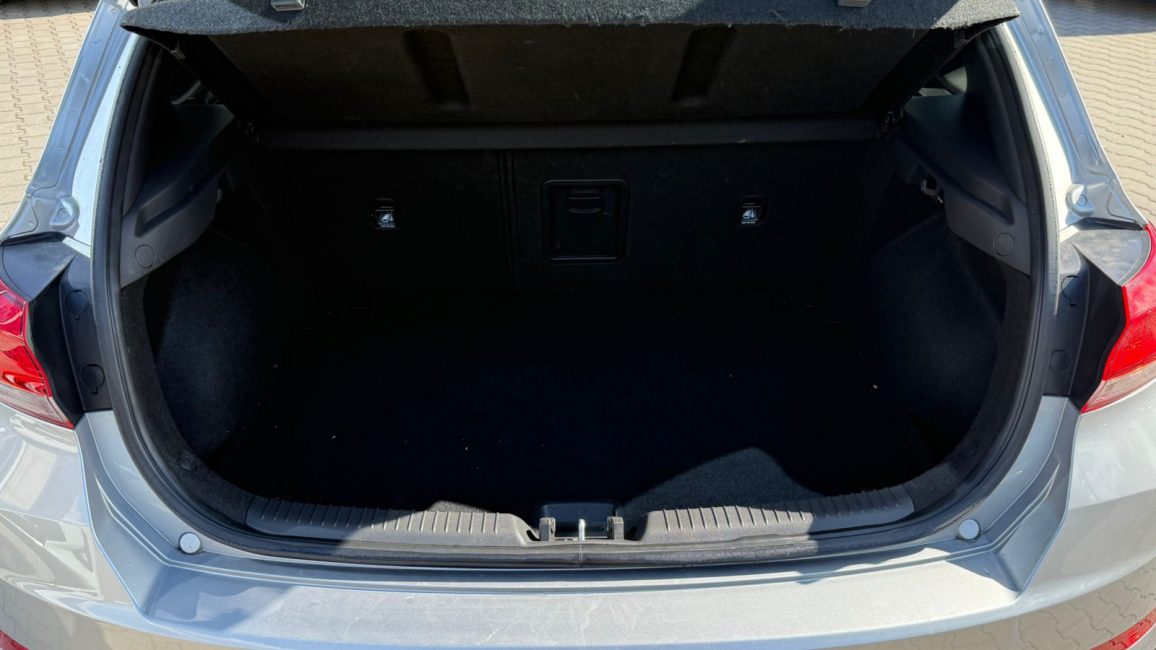 Hyundai i30 1.5 DPI Smart WD9059S w zakupie za gotówkę