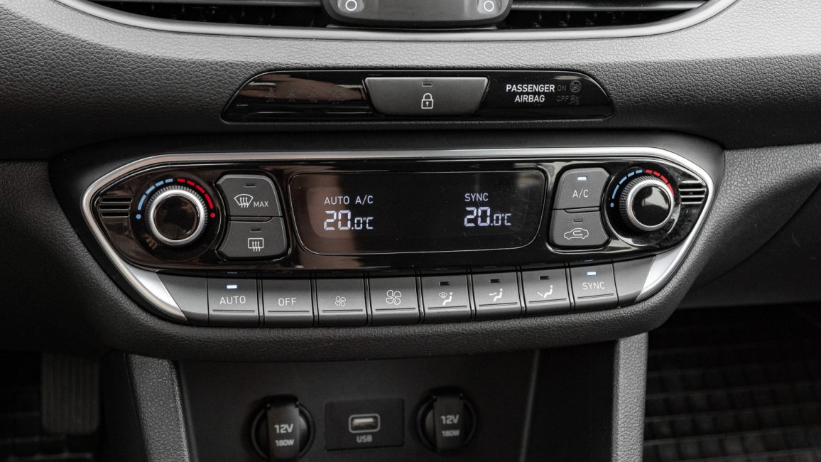 Hyundai i30 1.5 DPI Smart WD9060S w abonamencie