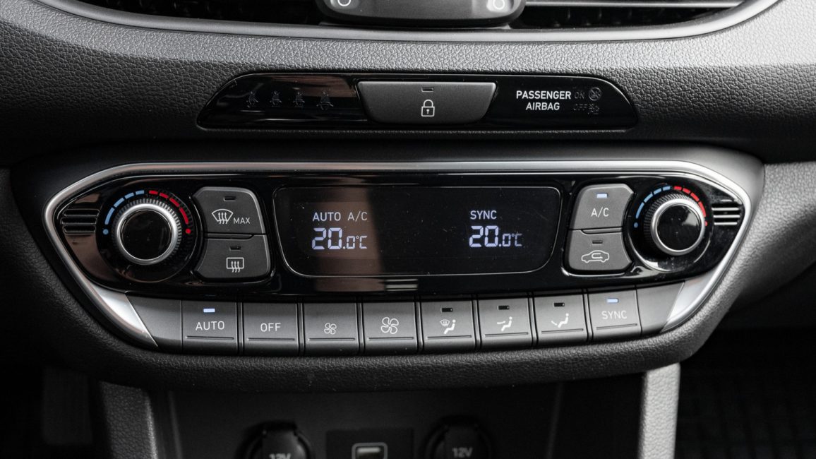 Hyundai i30 1.5 DPI Smart WD9073S w abonamencie
