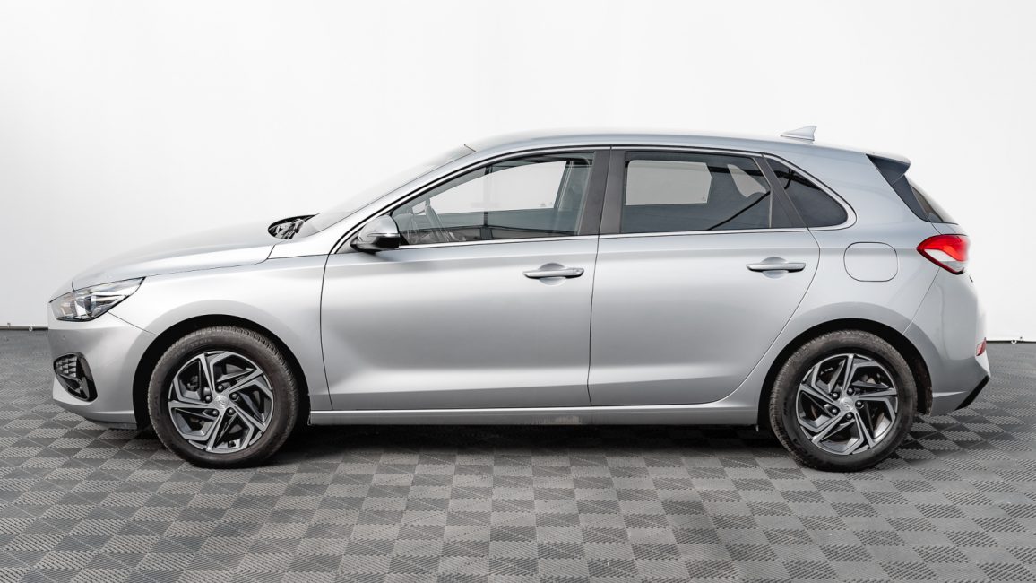 Hyundai i30 1.5 DPI Smart WD9134S w abonamencie dla firm