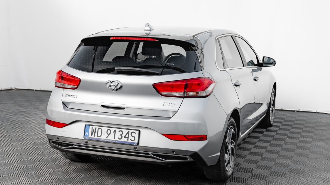 Hyundai i30 1.5 DPI Smart WD9134S w abonamencie dla firm