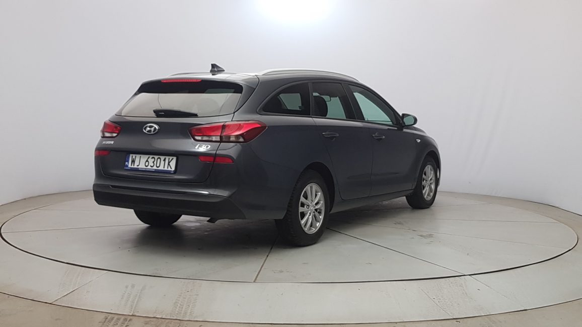 Hyundai i30 1.5 DPI Classic + WJ6301K w abonamencie