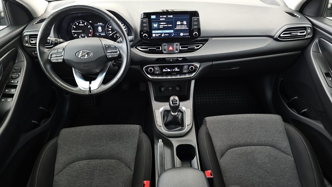 Hyundai i30 1.5 DPI Smart WJ1119L w abonamencie dla firm