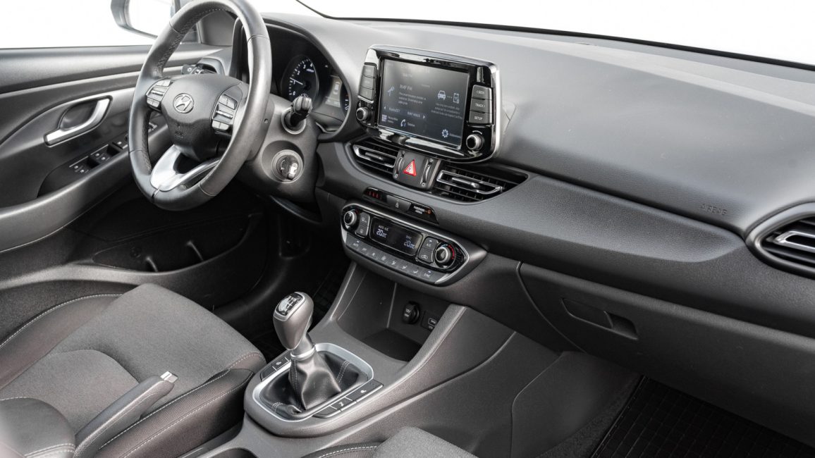 Hyundai i30 1.5 DPI Smart WJ1125L w abonamencie