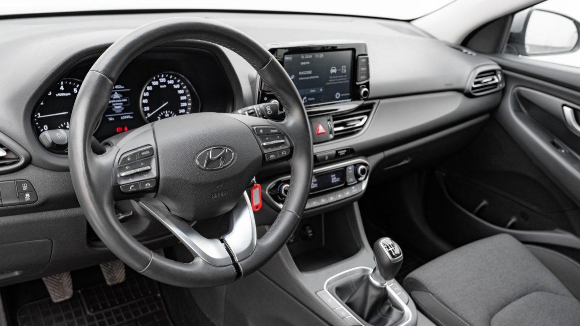 Hyundai i30 1.5 DPI Smart WJ1126L w abonamencie
