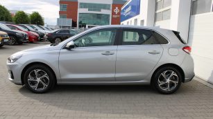 Hyundai i30 1.5 DPI Smart WJ1271L w leasingu dla firm