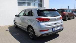 Hyundai i30 1.5 DPI Smart WJ1271L w leasingu dla firm