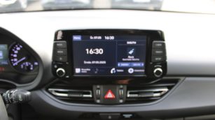 Hyundai i30 1.5 DPI Smart WJ1271L w leasingu dla firm