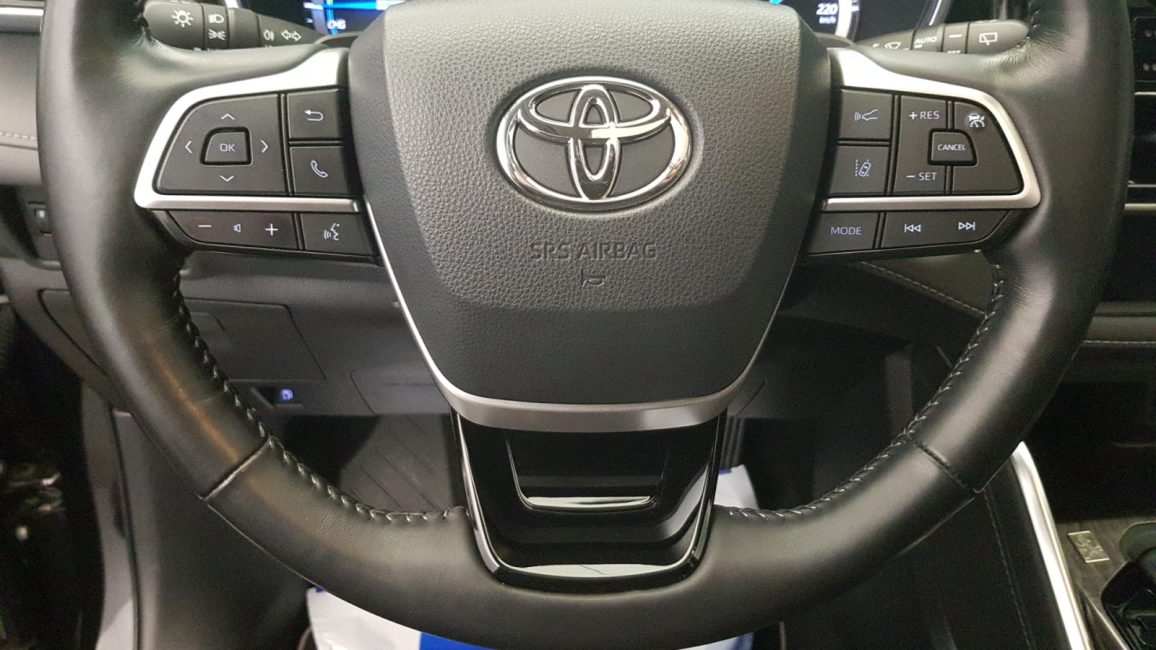 Toyota Highlander 2.5 Hybrid Executive EL5EY14 w zakupie za gotówkę