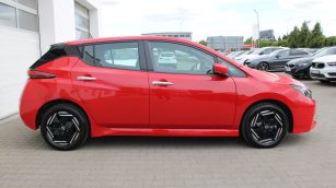 Nissan Leaf 40kWh Acenta PY28053 w abonamencie dla firm