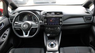 Nissan Leaf 40kWh Acenta PY28053 w abonamencie dla firm
