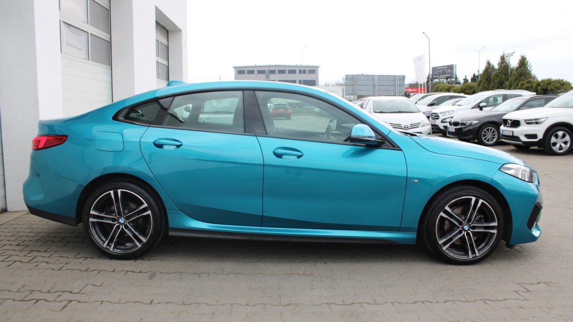 BMW 218i M Sport aut PO7XC70 w zakupie za gotówkę
