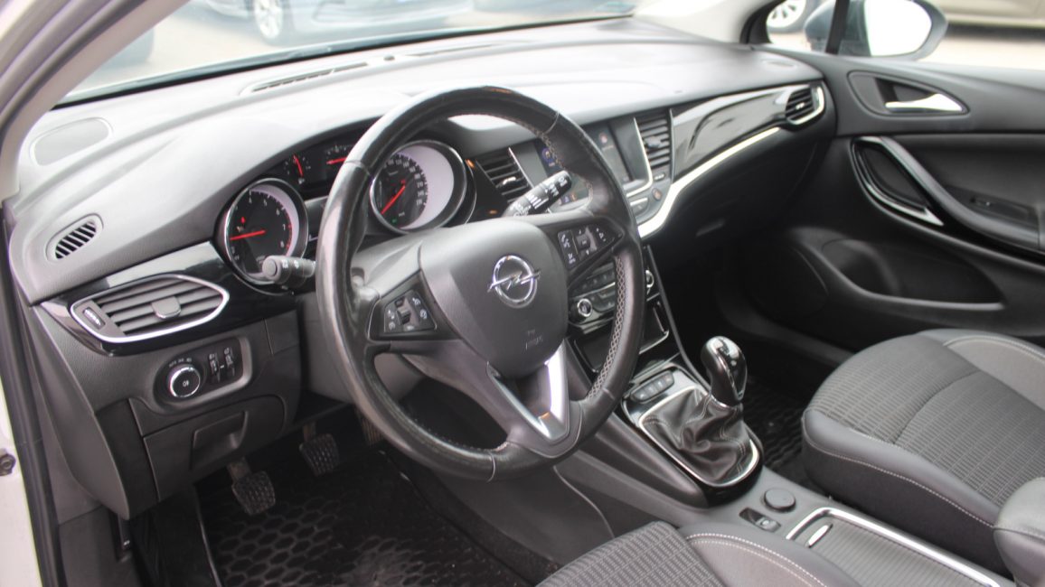 Opel Astra V 1.2 T Elegance S&S PO5WY13 w leasingu dla firm