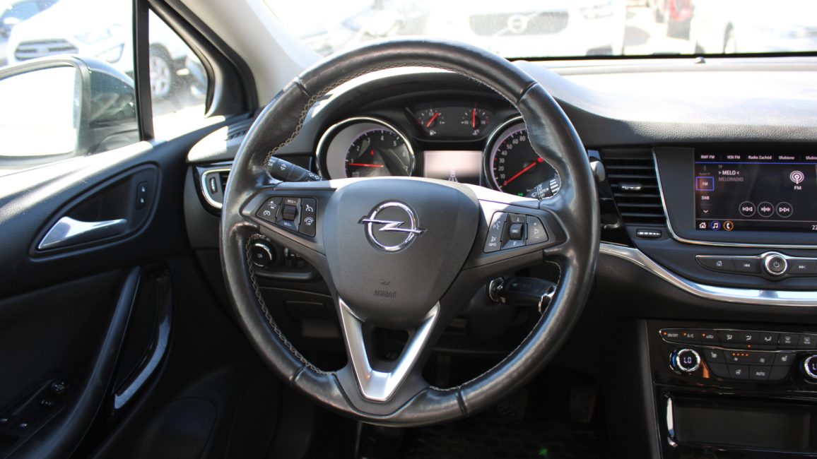 Opel Astra V 1.2 T Elegance S&S PO5WY12 w leasingu dla firm