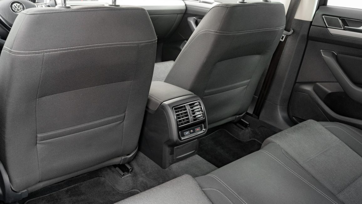 Volkswagen Passat 1.8 TSI BMT Comfortline DSG WD3914R w leasingu dla firm